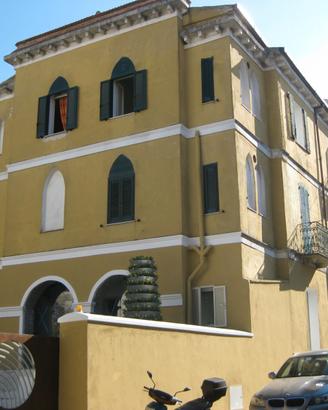 Appartamenti da 350 metri da piazza Gallura