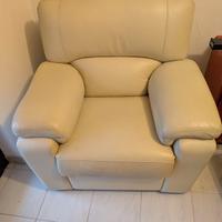 Poltrona Relax in Pelle Beige - Come Nuova 