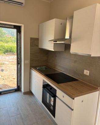 Mai abitato! Monolocale nuovo con giardino di 80 m