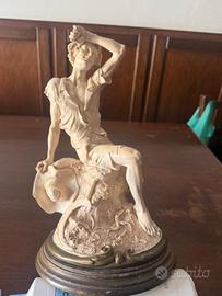 statuina