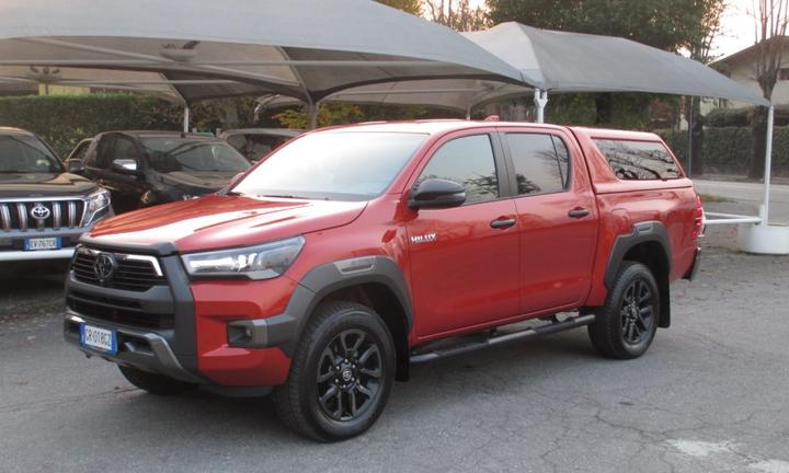 TOYOTA Hilux + IVA !!! 2.8 D A/T 4WD Double Cab