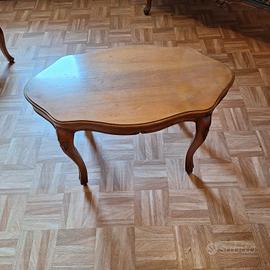 Tavolino in legno per salotto