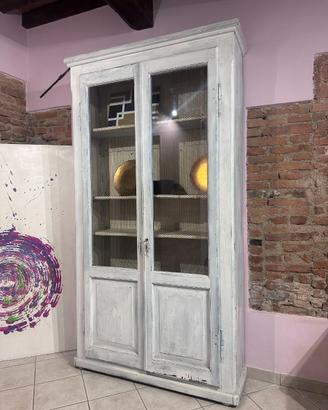 Vetrina/Libreria in legno con ante in vetro