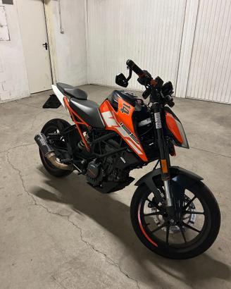 KTM duke 125 2017