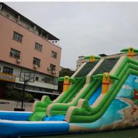 GIOCO GONFIABILE IN PVC da esterno e interno