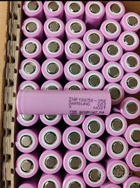 100 pezzi batteria litio Samsung 18650 35E 3500mah