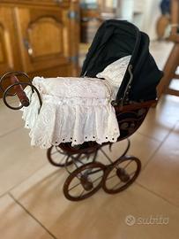 Antica Carrozzina Giocatolo/Esposizione
