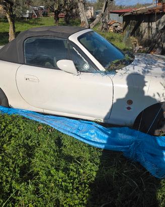 mazda  mx5 1800 cambio per altro 