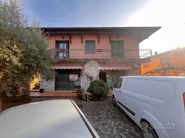 NEGOZIO A LONATO DEL GARDA