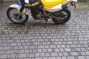 Honda NX 650 Dominator