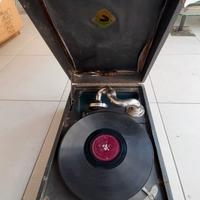 Giradischi primi  900
