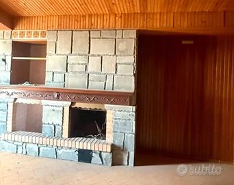 Appartamento con Ampio Terrazzo