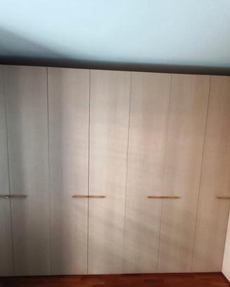 Grande Armadio Angolare in Legno Chiaro