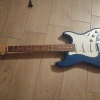 chitarra elettrica +amplificatore 