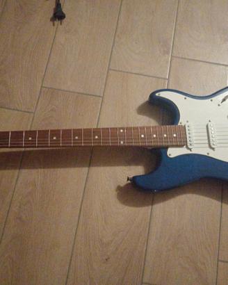 chitarra elettrica +amplificatore 