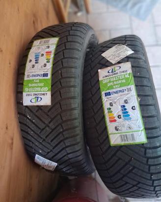 Mezzo treno di pneumatici (2 gomme) auto
