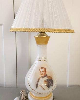 Lampada/lume a olio/petrolio elettrificata
