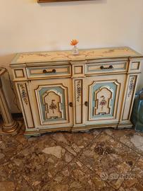 Credenza stile veneziano 