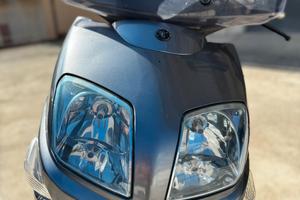 Yamaha Versity 300