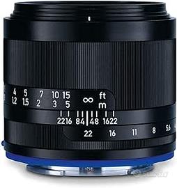 Zeiss Loxia 2/50 per Sony E per FF