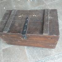 Baule antico in legno 
