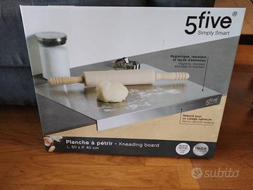 Ripiano in acciaio inox per impastare