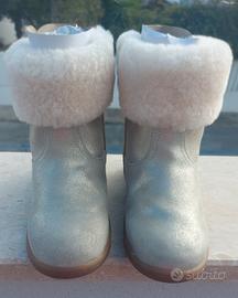 Stivaletti UGG, colore gold. Num. 30