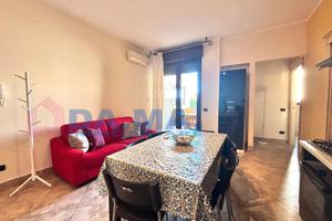 Trilocale con balcone