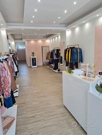 stand e bancone per negozio