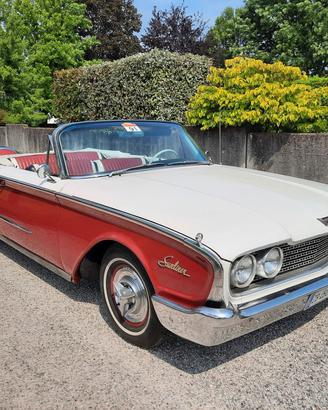 Ford Galaxie Sunliner Convertibile del 1960