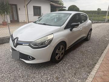 Renault Clio – 1.2 Benzina 75 CV