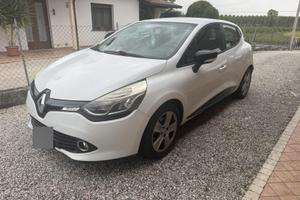 Renault Clio – 1.2 Benzina 75 CV