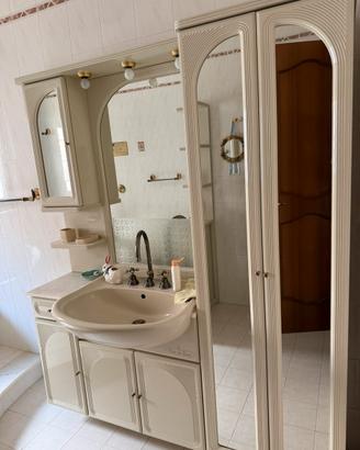 Arredo bagno completo