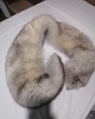 collo di pelliccia animale 