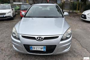HYUNDAI - i30 1.4 Special Gpl