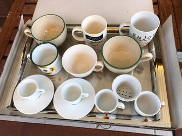 6 tazze, 4 tazzine + 1 filtro da the in ceramica e