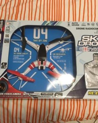 Drone telecomandato con videocamera