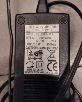 Alimentatore 12V 3500mA