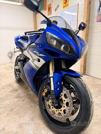 Yamaha R1