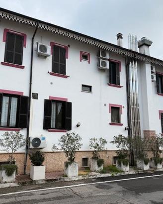 27R - AziendaSi - trattoria bar con camere