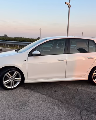 Volkswagen Golf 6 - Neopatentati - 1.6 TDI (105cv)