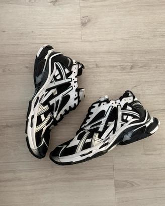 Balenciaga BB Runner bianche e nere