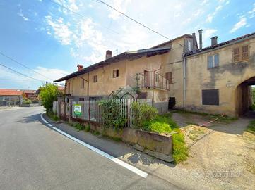 5 LOCALI A GIAVENO