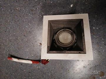 Più di 30 Faretti da incasso con lampada inclusa