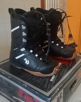 scarponi snowboard Northwave three, 26.5
