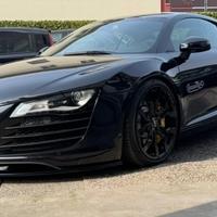 Audi R8 allestimento Full Carbonio