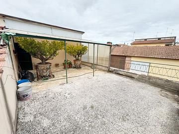 Porzione di bifamiliare 195 mq Terr. Giard. UV/582