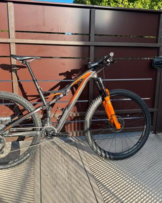 SPECIALIZED STUMPJUMPER FSR COMP CARBON 29