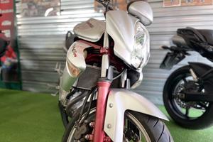 Kawasaki ER 6N - 2007 Guarda la Vetrina Moto