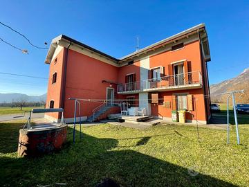 SPAZIOSA CASA INDIPENDENTE CON DEPOSITO E TERRE...